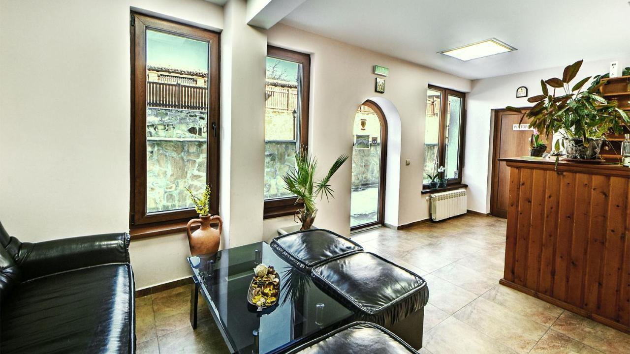 Family Complex Krisbo Hotel Donkovtsi ภายนอก รูปภาพ